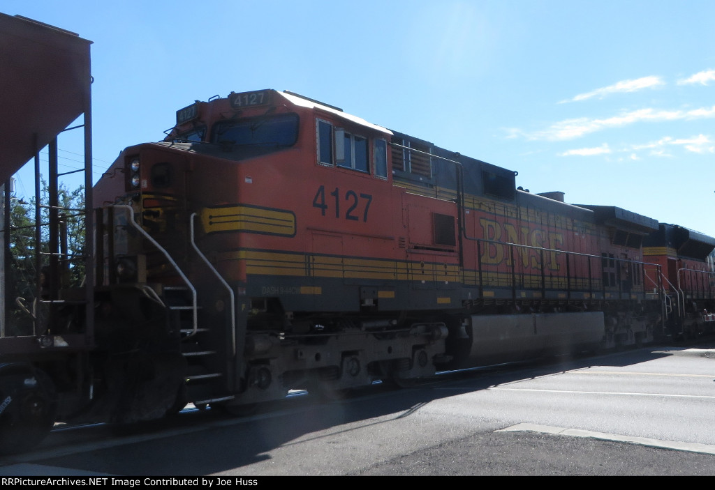 BNSF 4127